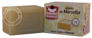 Omino Bianco Jabon de Marsella 250gram is speciaal ontwikkeld voor handwas