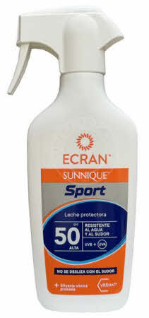 Ecran Sunnique Sport Leche Protectora SPF50 is a protective sunscreen