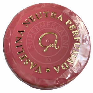 Gal Vaselina is a Spanish Vaseline with a neutral scent