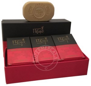 This Maja Soap Gift Box includes 3 soaps of 50 grams each and comes directly from Spain